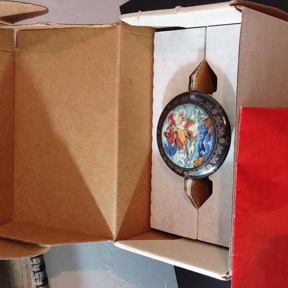 Vintage Porcelain Music Box - Picture 7 of 8